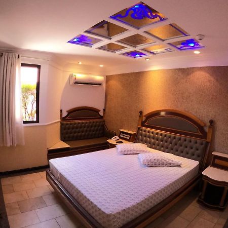 Motel Villa Di Roma (Adults Only) Guaruja Luaran gambar